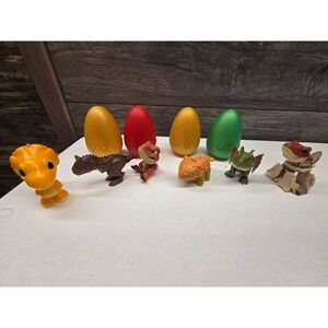 Jurassic World Captivz Snap Squad Dinosaur Figure Lot with Eggs Carnotaurus